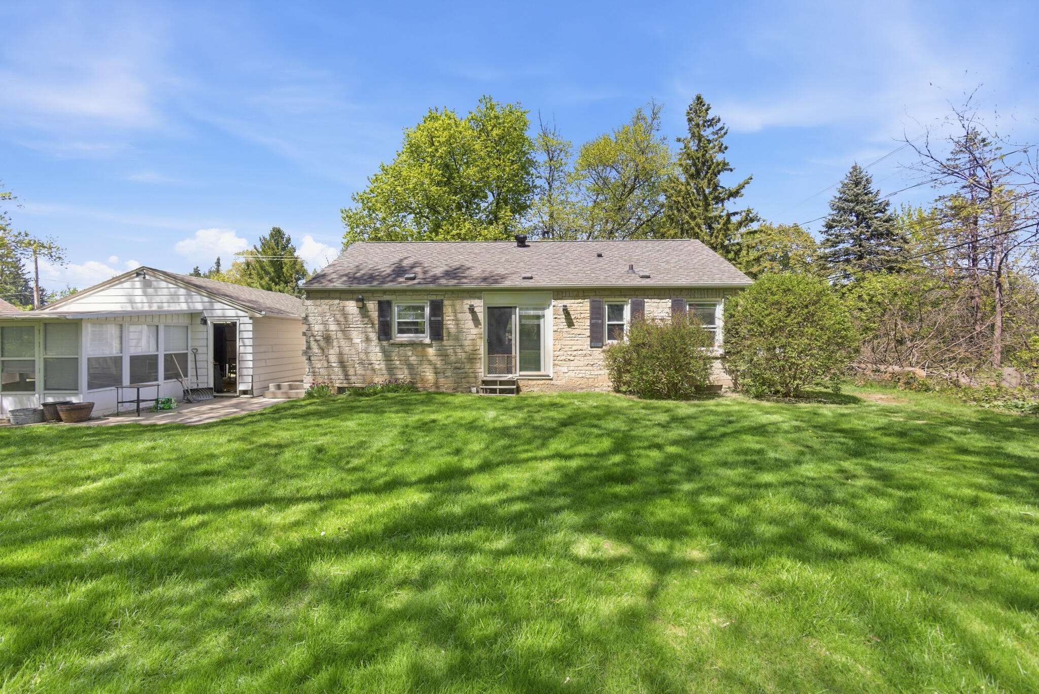 12215 West Mc Shane Road Franklin, WI 53132 - Photo 23 of 25 backyard