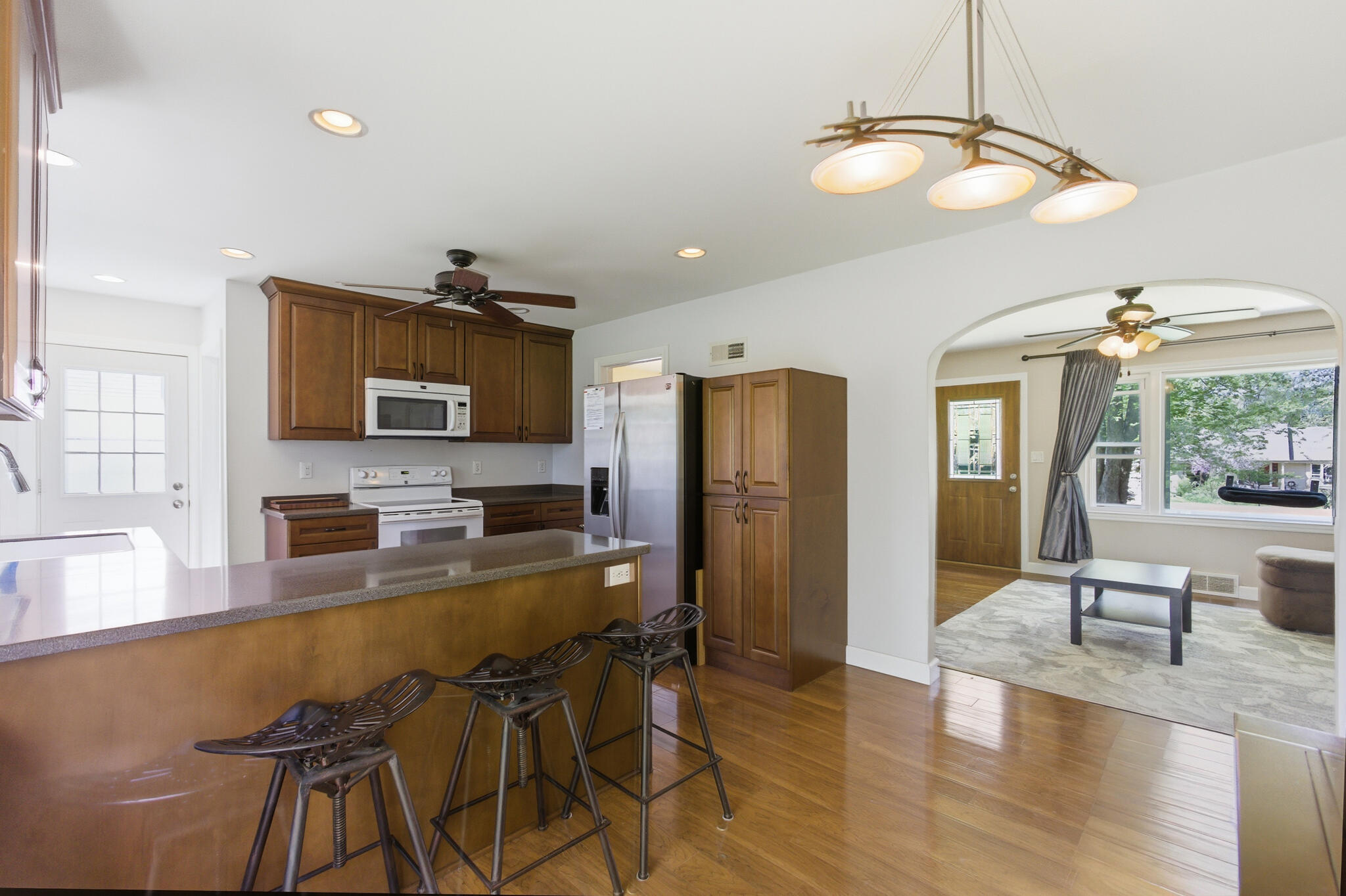 12215 West Mc Shane Road Franklin, WI 53132 - Photo 6 of 25 Open concept