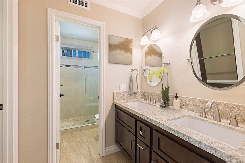 10 Mayflower Aliso Viejo, CA 92656 - Photo 13 of 24