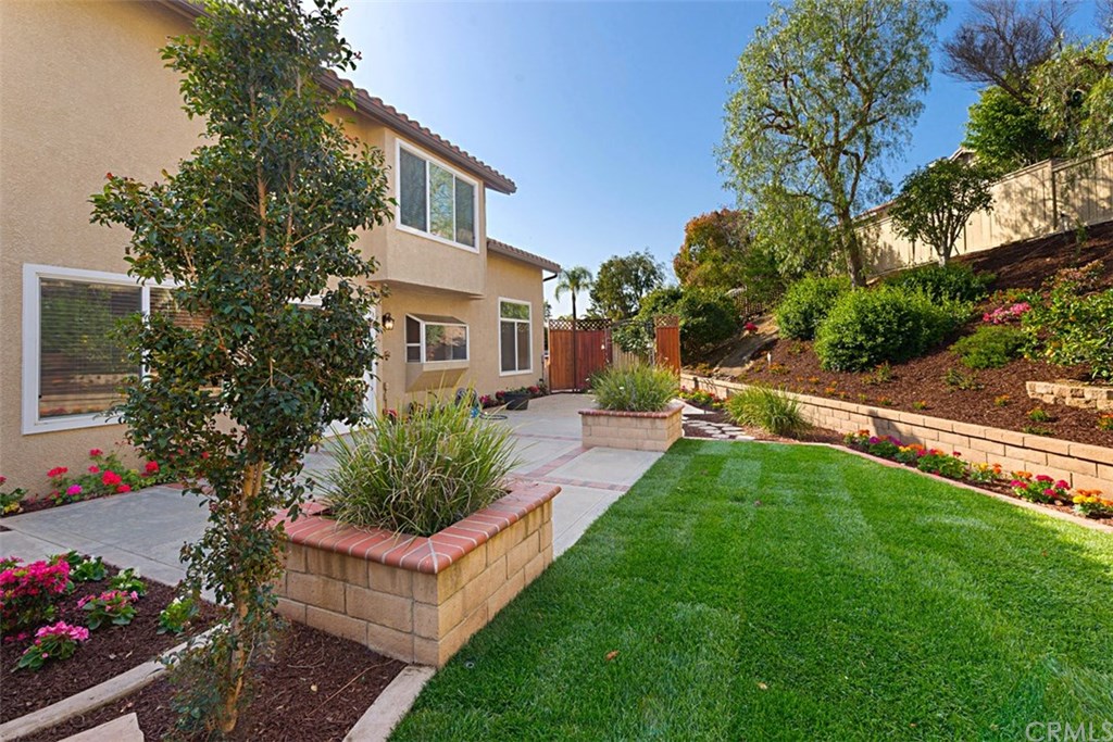 10 Mayflower Aliso Viejo, CA 92656 - Photo 21 of 24