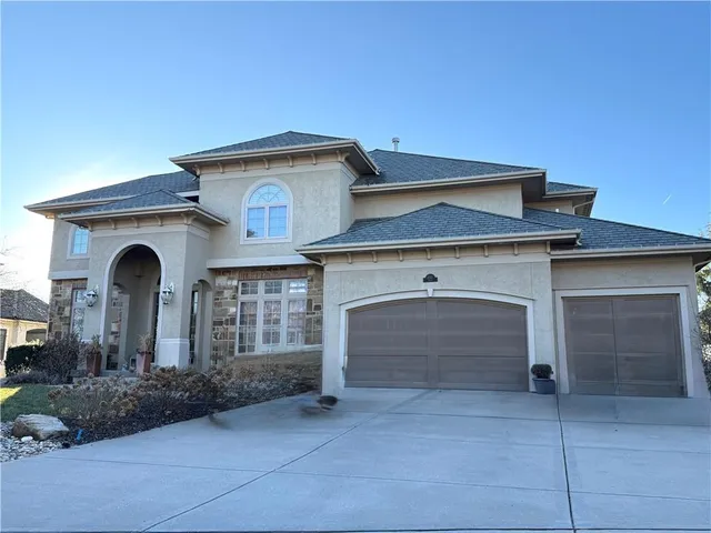 $1,000,000 | 16412 Barton Street, Overland Park, KS 66221