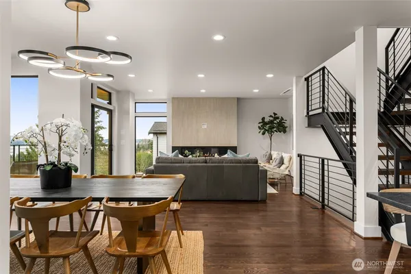 $3,295,980 | 6038 50th Avenue Northeast, Seattle, WA 98115