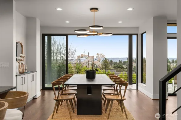 $3,295,980 | 6038 50th Avenue Northeast, Seattle, WA 98115