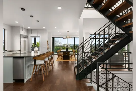 $3,295,980 | 6038 50th Avenue Northeast, Seattle, WA 98115