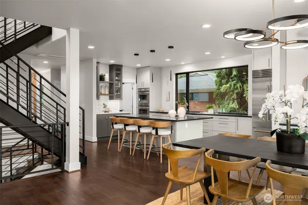 $3,295,980 | 6038 50th Avenue Northeast, Seattle, WA 98115