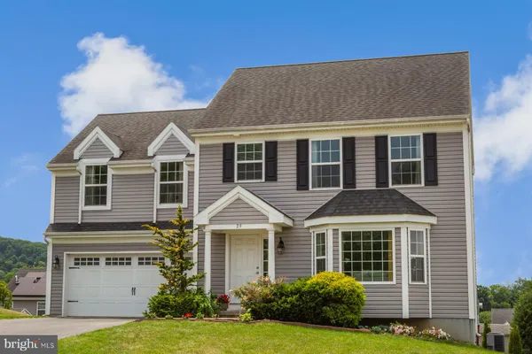 $499,000 | 29 October Glory Trail, Ephrata, PA 17522
