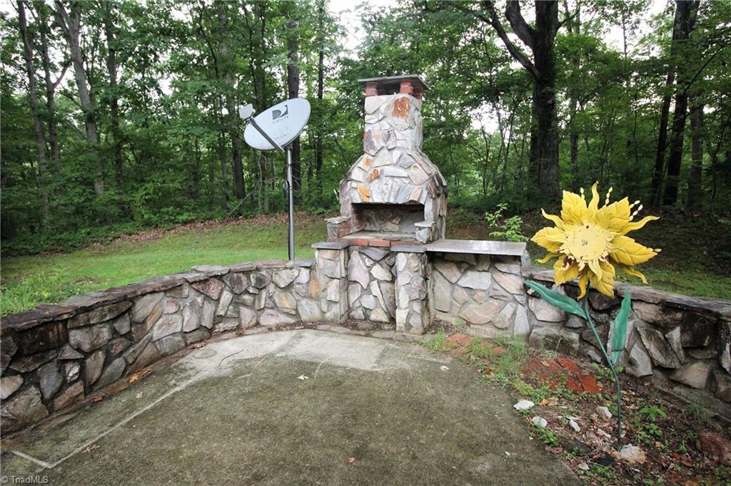 2174 E Road Walnut Cove, NC 27052 - Photo 19 of 22
