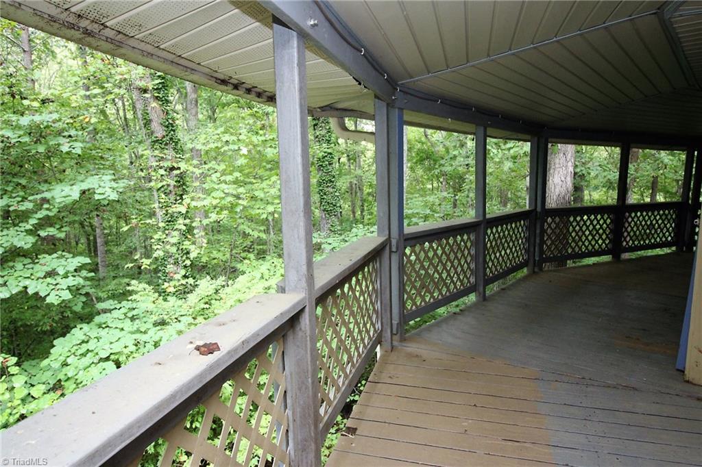 2174 E Road Walnut Cove, NC 27052 - Photo 3 of 22