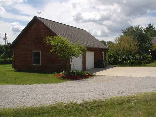 3926 Hazelton-Etna Road Southwest Pataskala, OH 43062 - Photo 2 of 18 Gallery Image 2