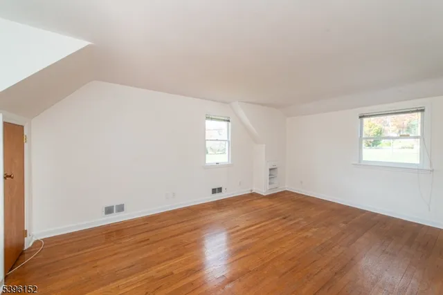 $3,600 | 266 West Passaic Avenue, Bloomfield, NJ 07003