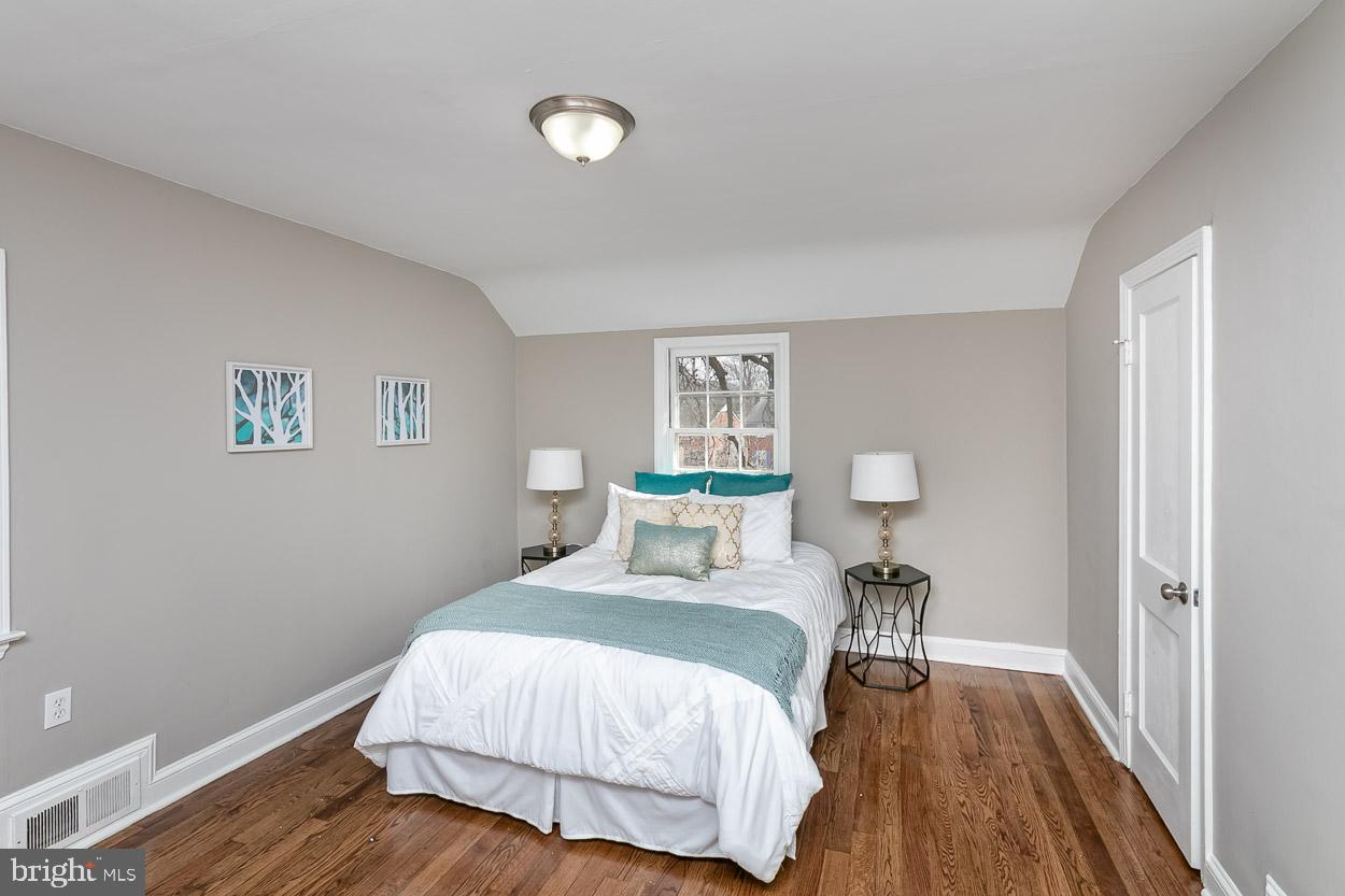 404 Upland Road Pikesville, MD 21208 - Photo 20 of 34 Master Bedroom with gleaming Hardwoods.