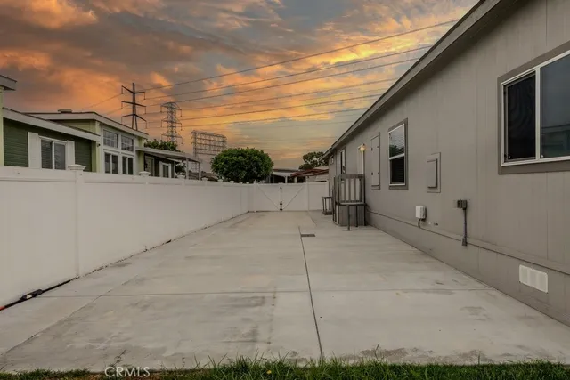 $625,000 | 3595 Santa Fe Avenue, Unit 278, Long Beach, CA 90810