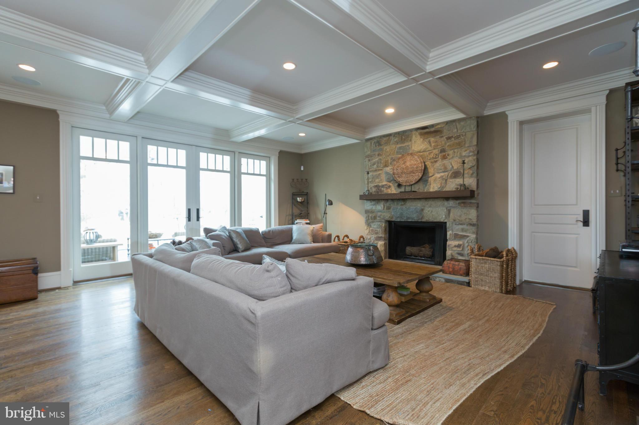 9727 Avenel Farm Drive Potomac, MD 20854 - Photo 11 of 30 Family Room with Tray Ceilings