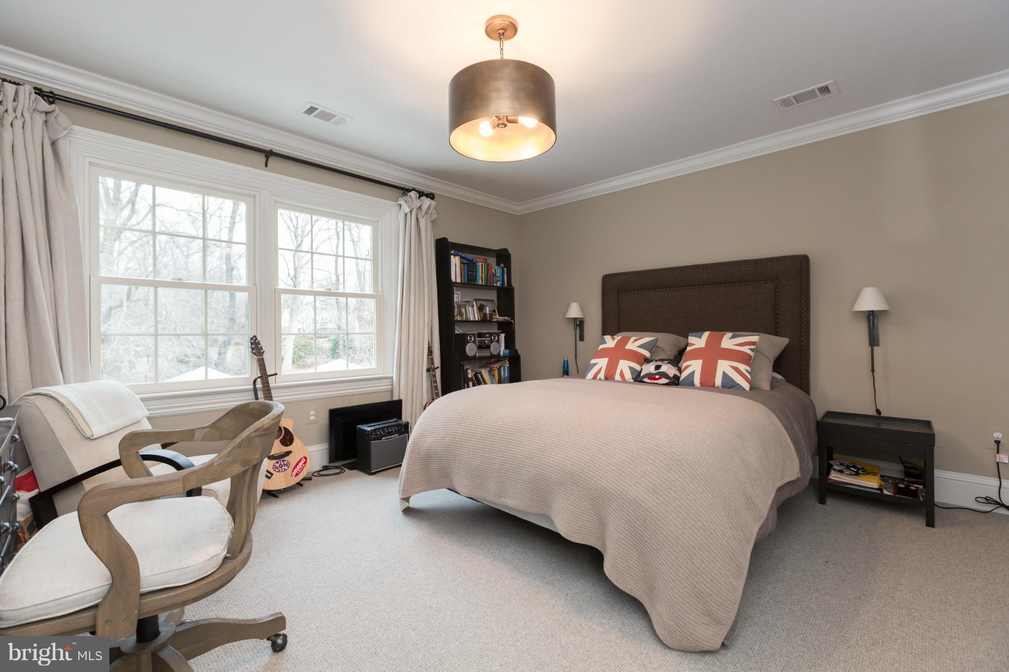 9727 Avenel Farm Drive Potomac, MD 20854 - Photo 20 of 30 Bedroom #3