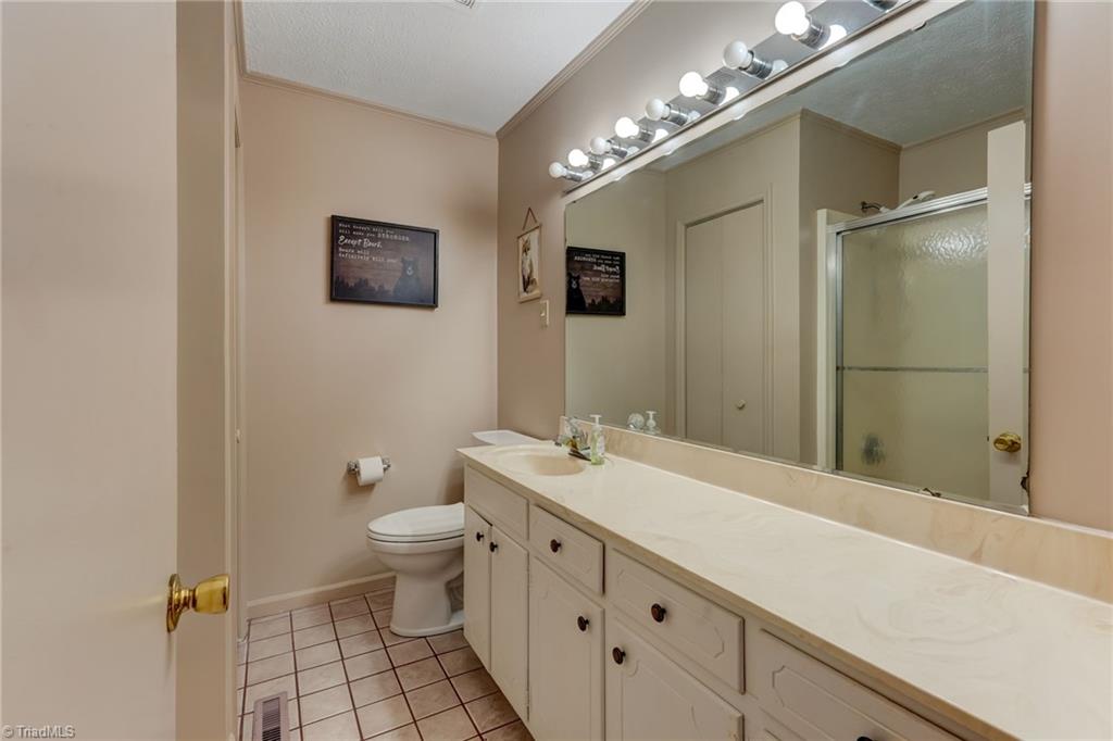 411 Vintage Road Eden, NC 27288 - Photo 28 of 40