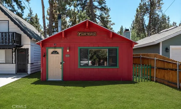 $274,800 | 906 West Country Club Boulevard, Big Bear City, CA 92314