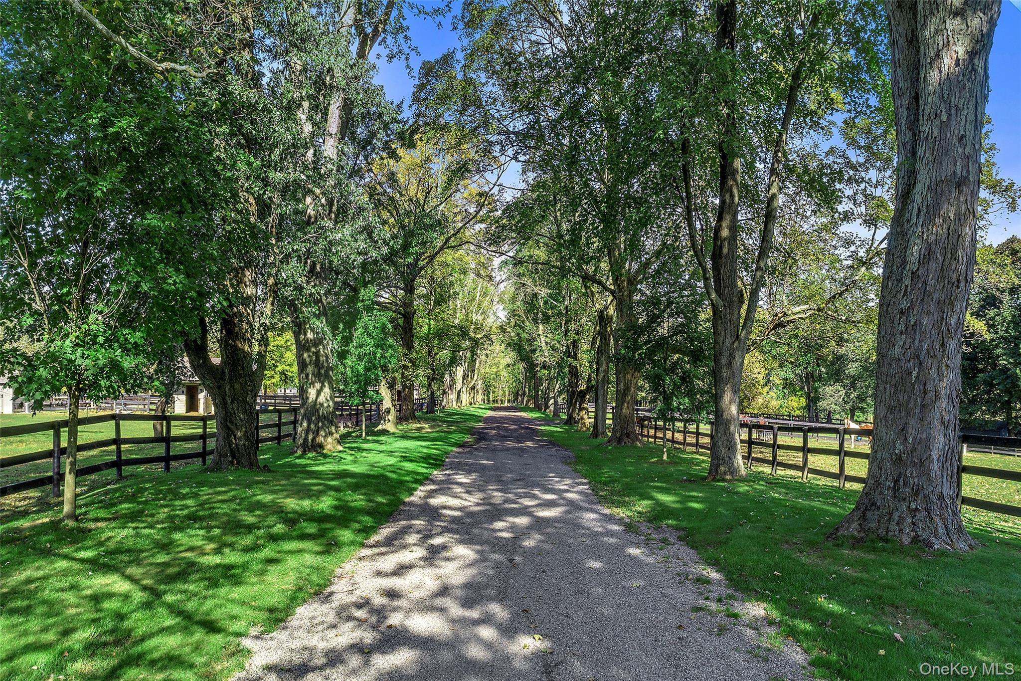 270 Guard Hill Road Bedford Corners, NY 10549 - Photo 2 of 31
