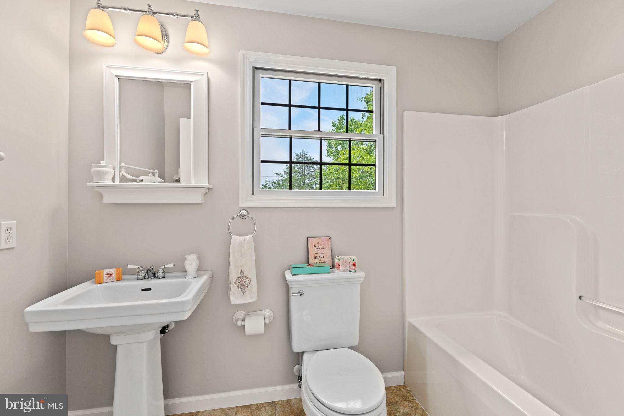 21043 Cedar Grove Road Culpeper, VA 22701 - Photo 50 of 56 Bath 2 Upstairs