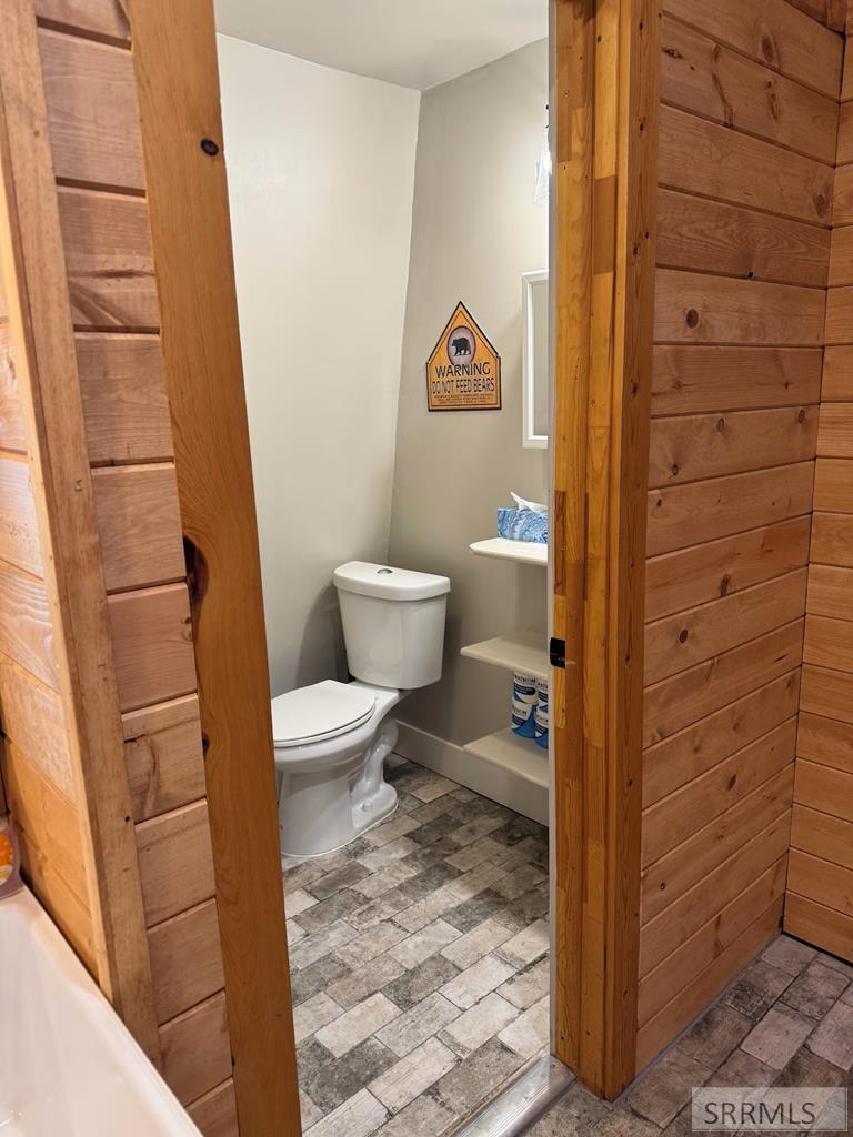 3776 Snake River Road Island Park, ID 83429 - Photo 32 of 74 Sauna Shower Room