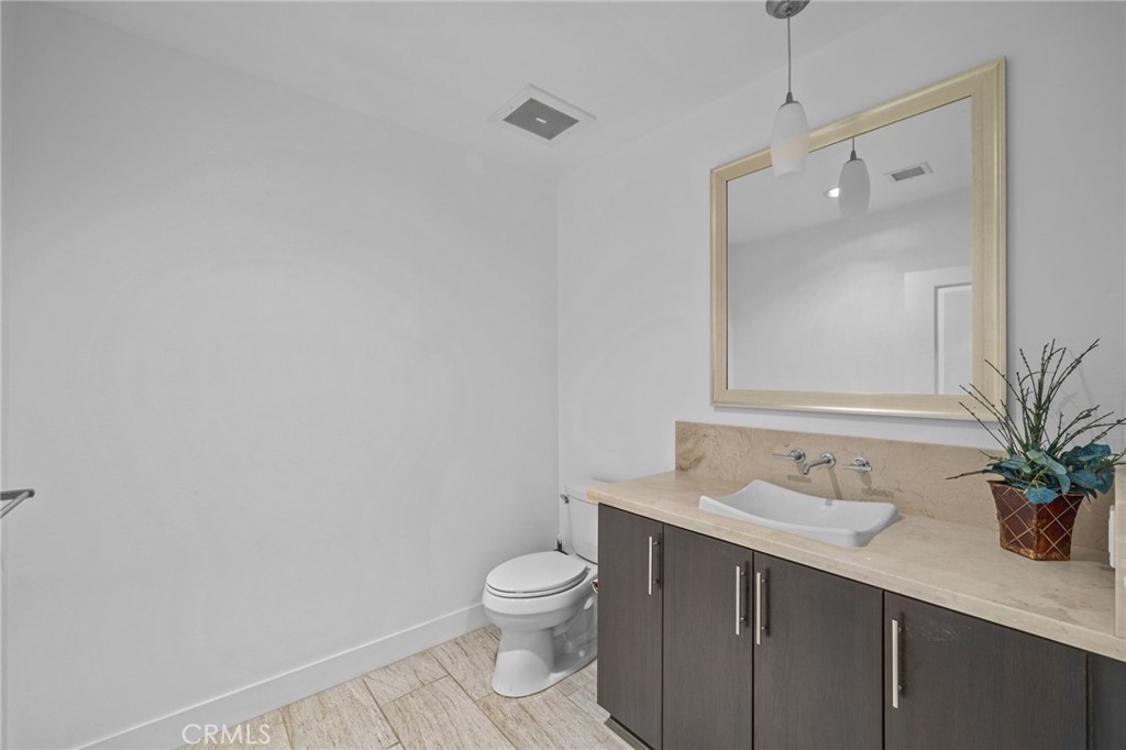 402 Rockefeller, Unit 305 Irvine, CA 92612 - Photo 11 of 45