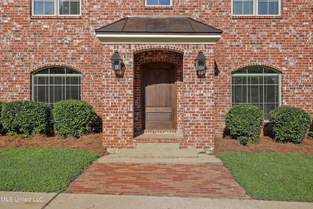 $540,000 | 130 Bellemeade Drive, Clinton, MS 39056