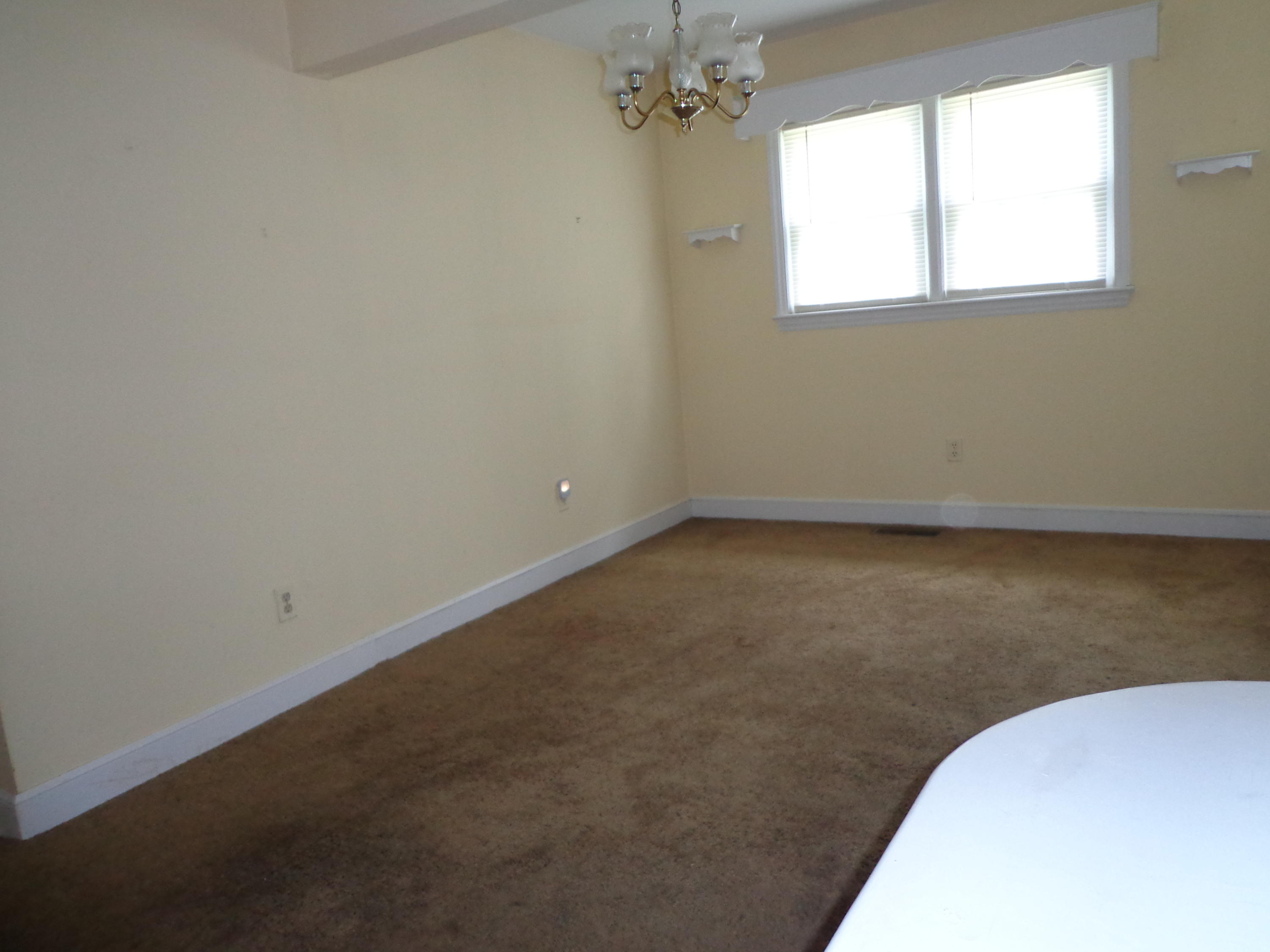 2330 Carlton Road Southwest Roanoke, VA 24015 - Photo 12 of 54 DSC04241