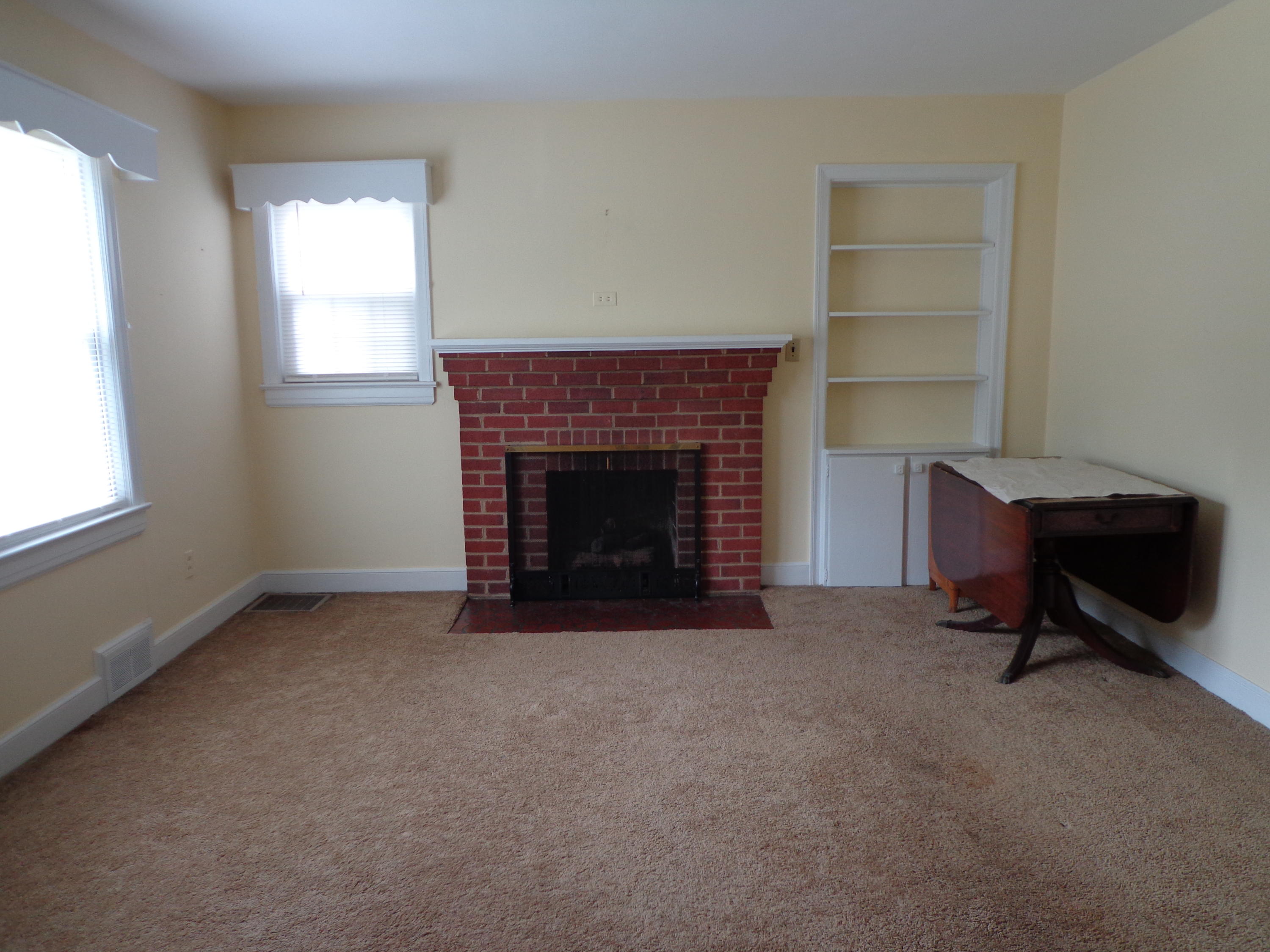 2330 Carlton Road Southwest Roanoke, VA 24015 - Photo 19 of 54 DSC04251