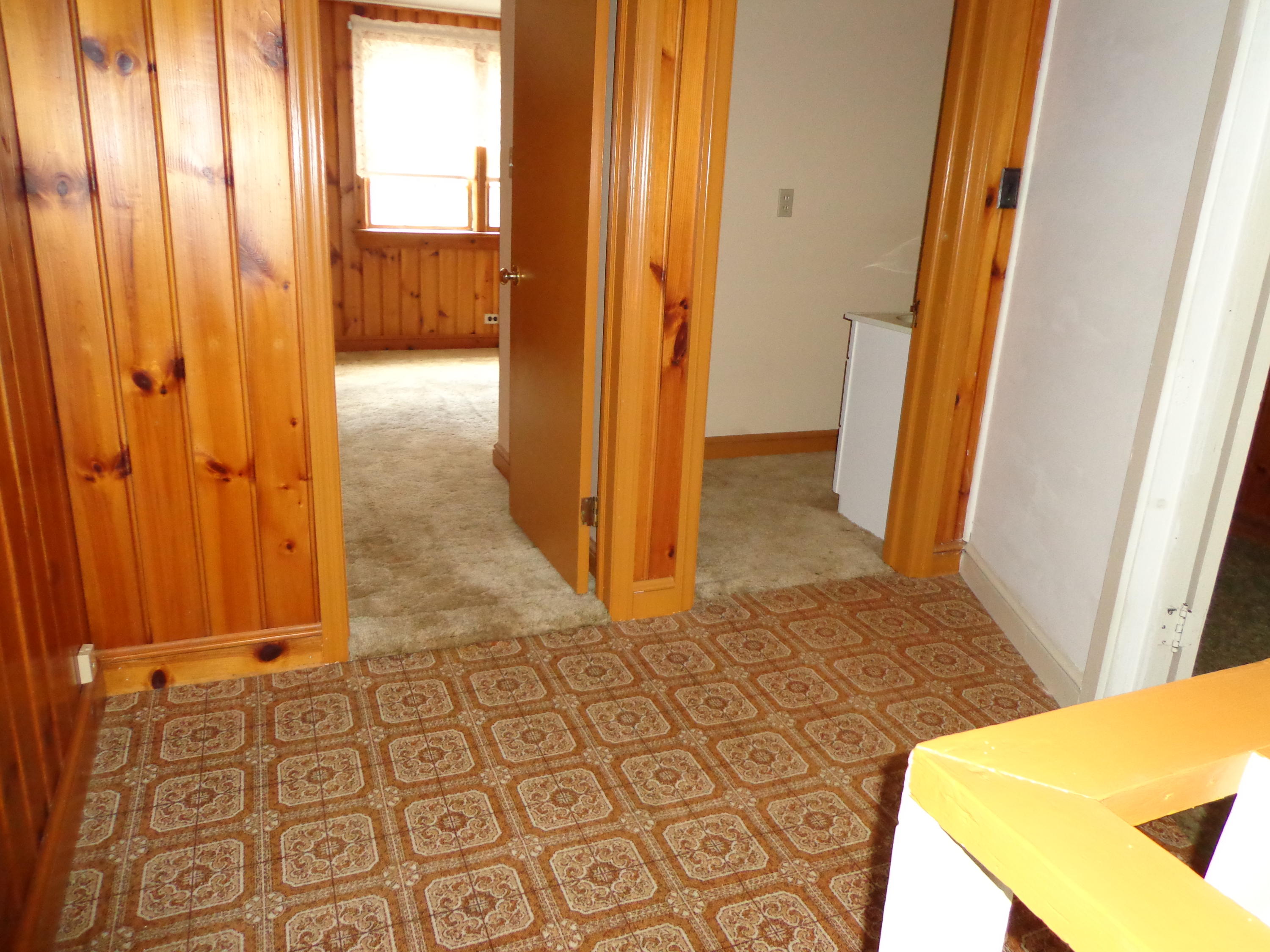 2330 Carlton Road Southwest Roanoke, VA 24015 - Photo 26 of 54 DSC04259