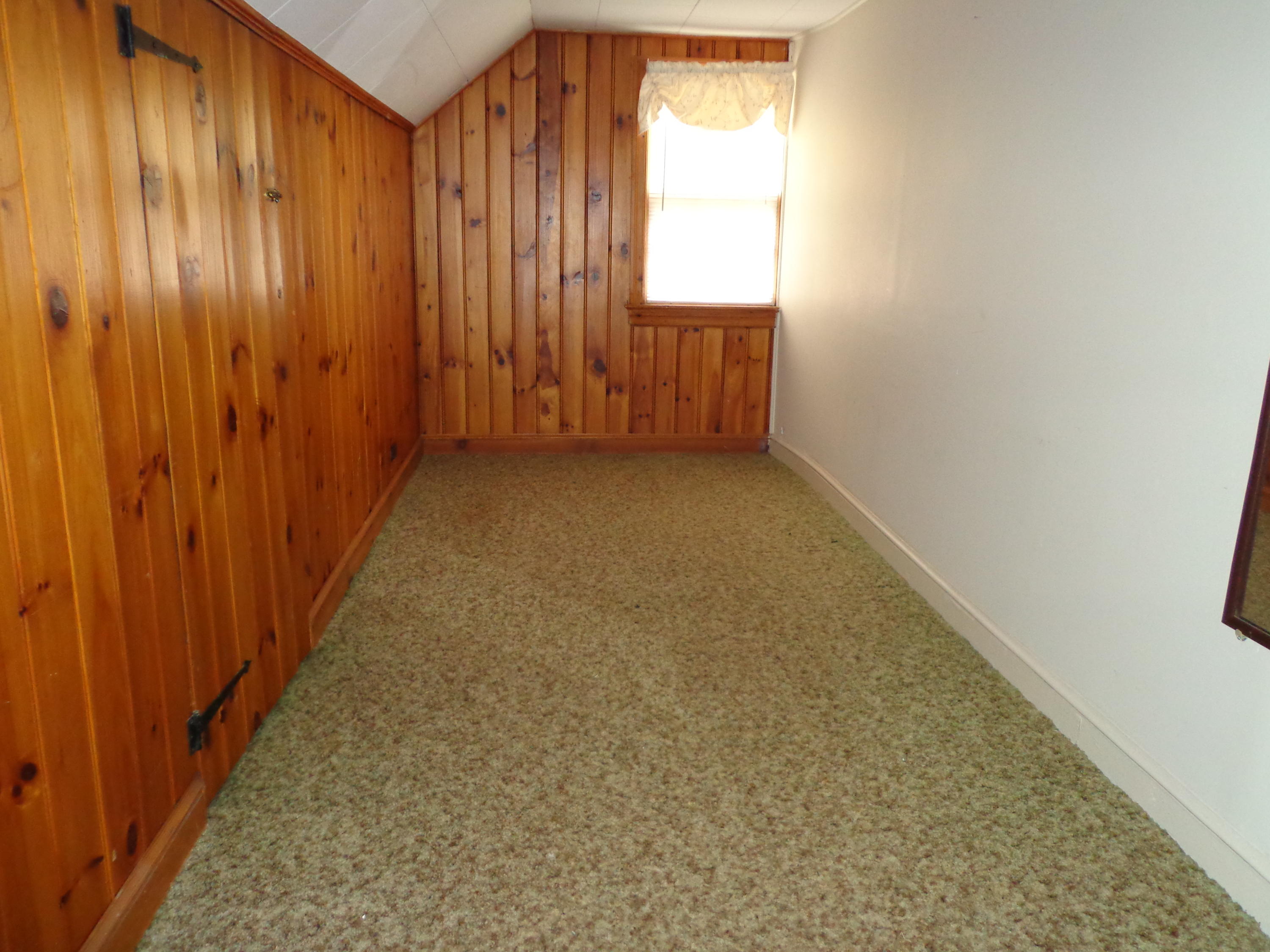 2330 Carlton Road Southwest Roanoke, VA 24015 - Photo 28 of 54 DSC04262