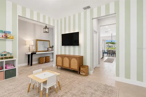 $599,999 | 2510 Warren Acrs Boulevard, Wesley Chapel, FL 33543