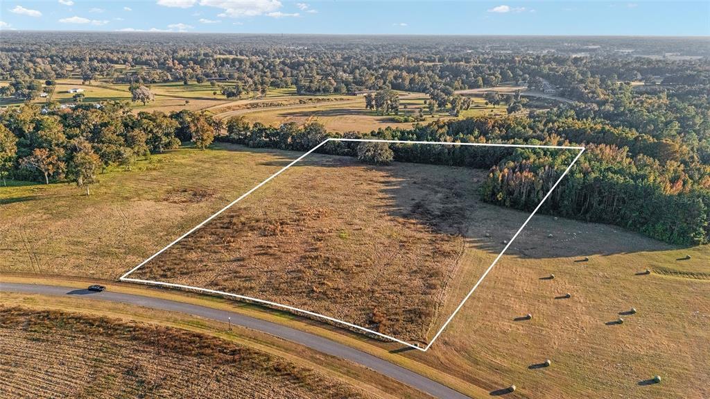 Tbd Southeast 28th Terrace Road Ocala, FL 34480 - Photo 2 of 20 a view of a terrace with city view