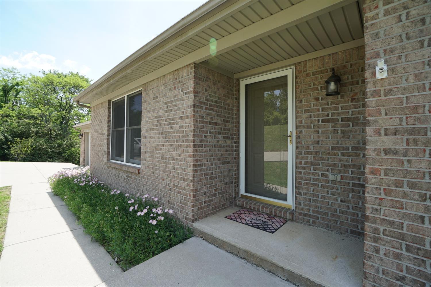 9149 Brehm Road Cincinnati, OH 45252 - Photo 3 of 39 Gallery Image 3