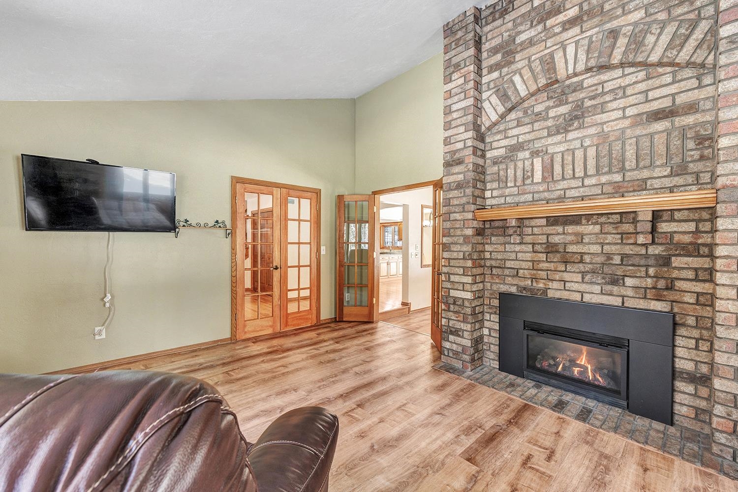 3398 Wilderness Trail Suamico, WI 54313 - Photo 11 of 42