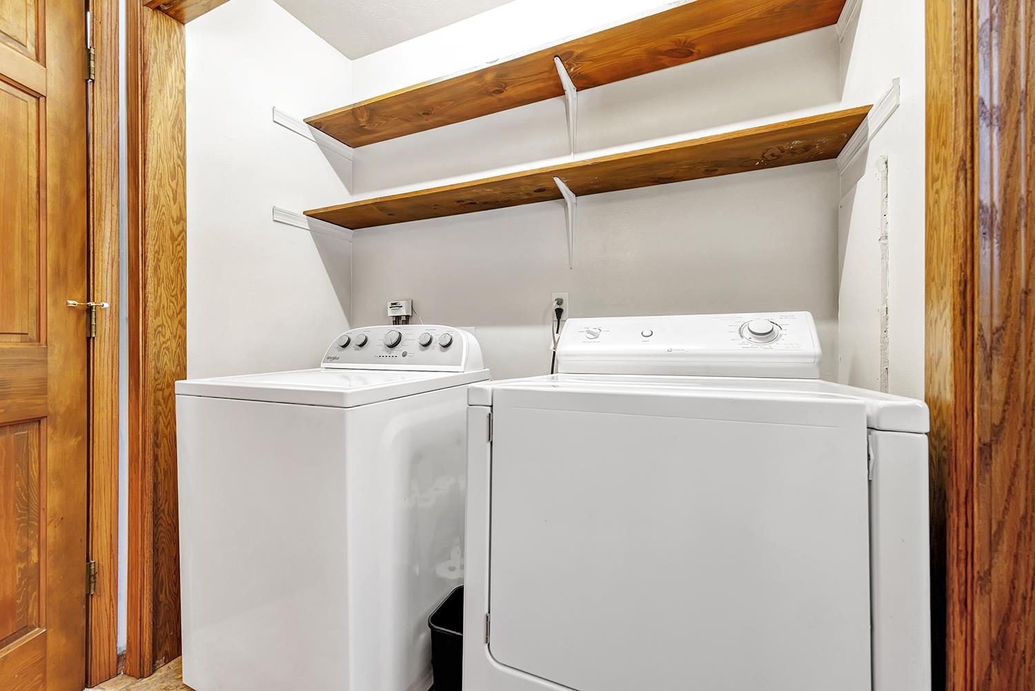 3398 Wilderness Trail Suamico, WI 54313 - Photo 16 of 42