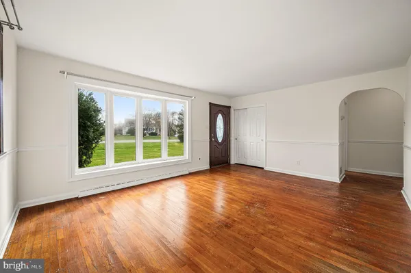 $379,900 | 5946 Chichester Avenue, Aston, PA 19014