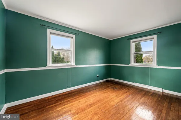 $379,900 | 5946 Chichester Avenue, Aston, PA 19014