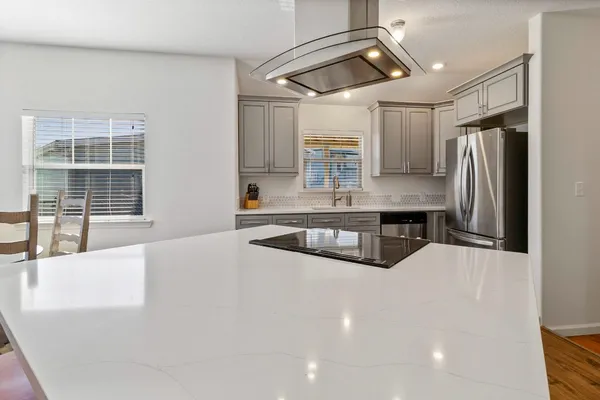 $1,800 | 400 Woodland Shores Drive, Point Blank, TX 77364