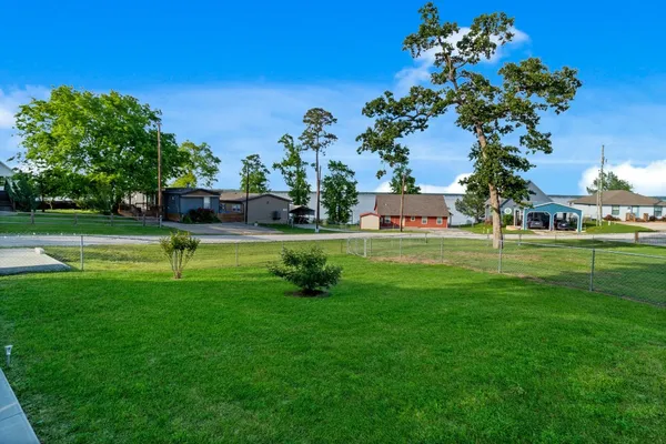 $1,800 | 400 Woodland Shores Drive, Point Blank, TX 77364