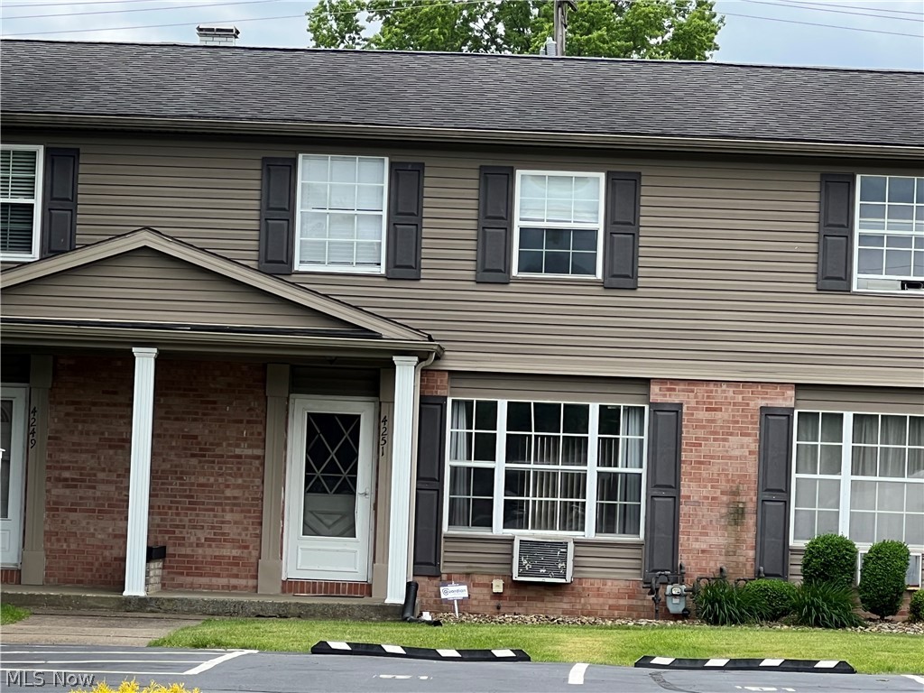 4251 New Road Youngstown, OH 44515 - Photo 2 of 11