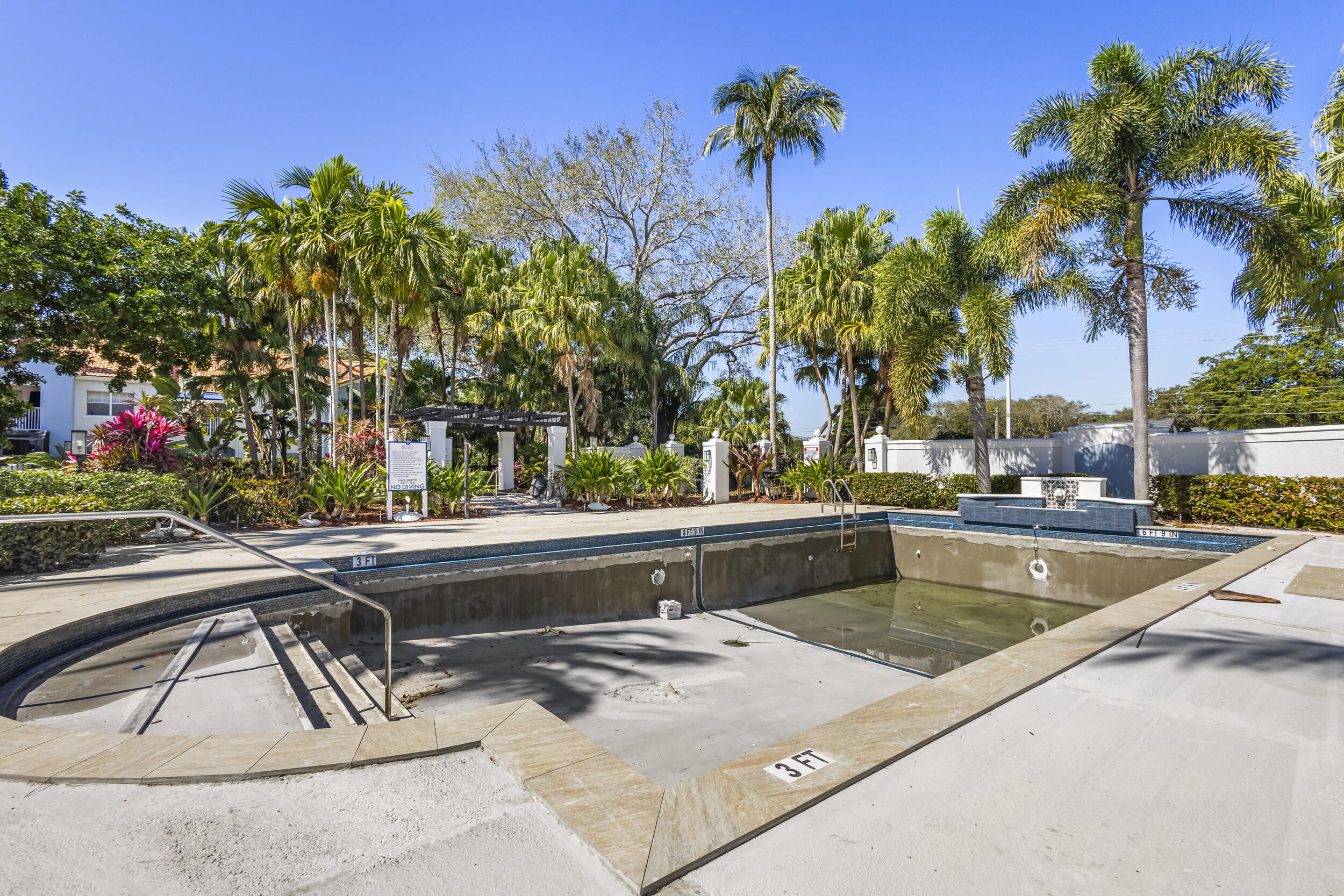 Bocar Community Pool