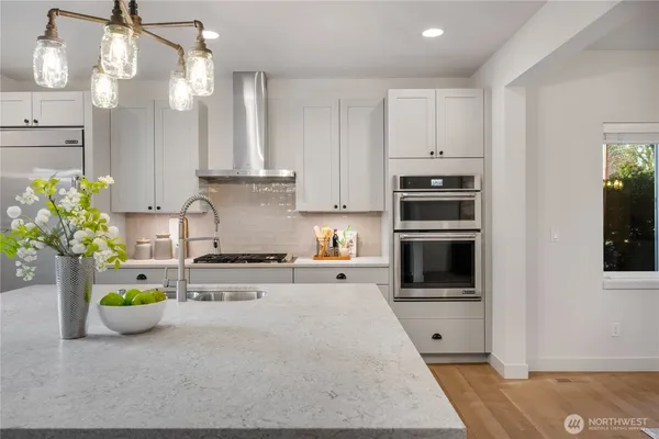 $1,750,000 | 10317 Sand Point Way Northeast, Seattle, WA 98125