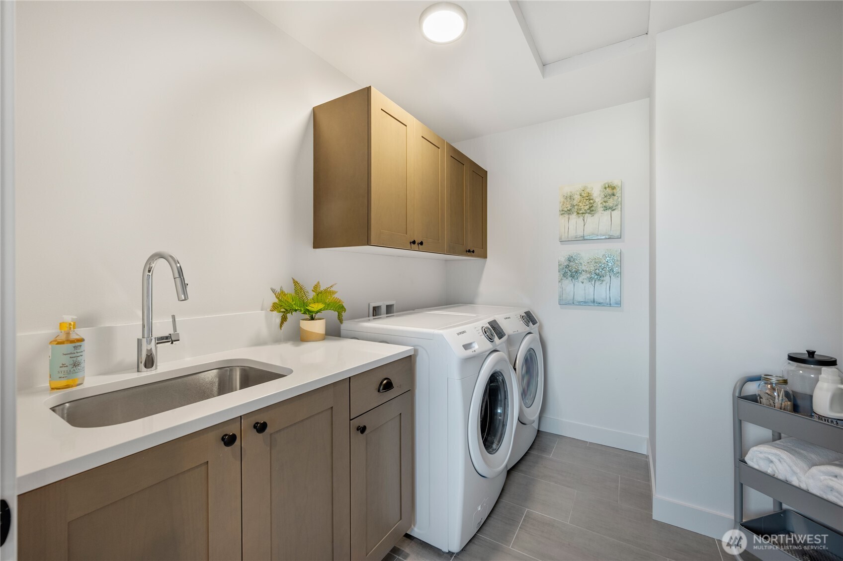 10317 Sand Point Way Northeast Seattle, WA 98125 - Photo 35 of 40