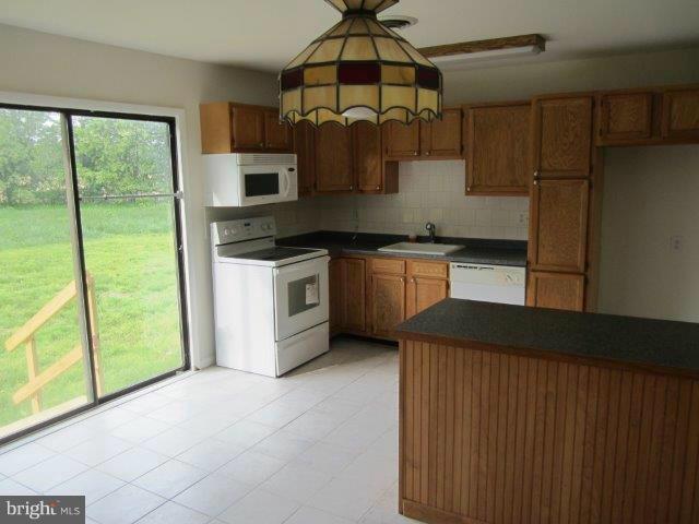 26820 Iron Gate Road Federalsburg, MD 21632 - Photo 2 of 13 Kitchen