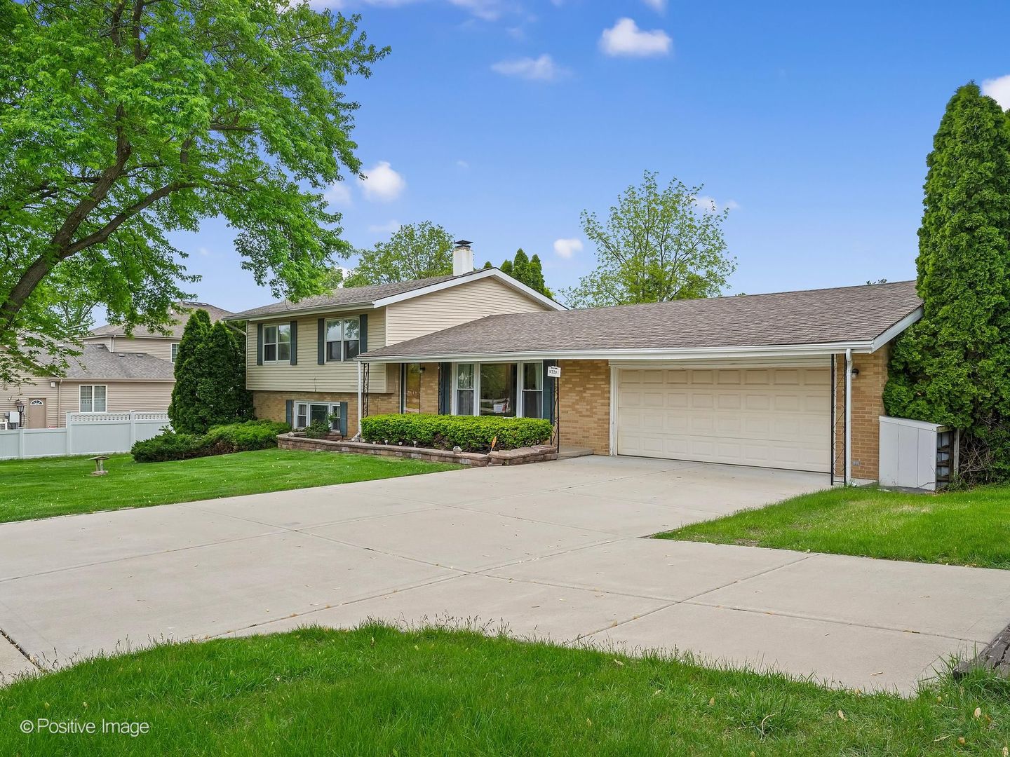 720 East 22nd Street Lombard, IL 60148 - Photo 3 of 27