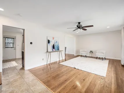 $435,000 | 720 East 22nd Street, Lombard, IL 60148