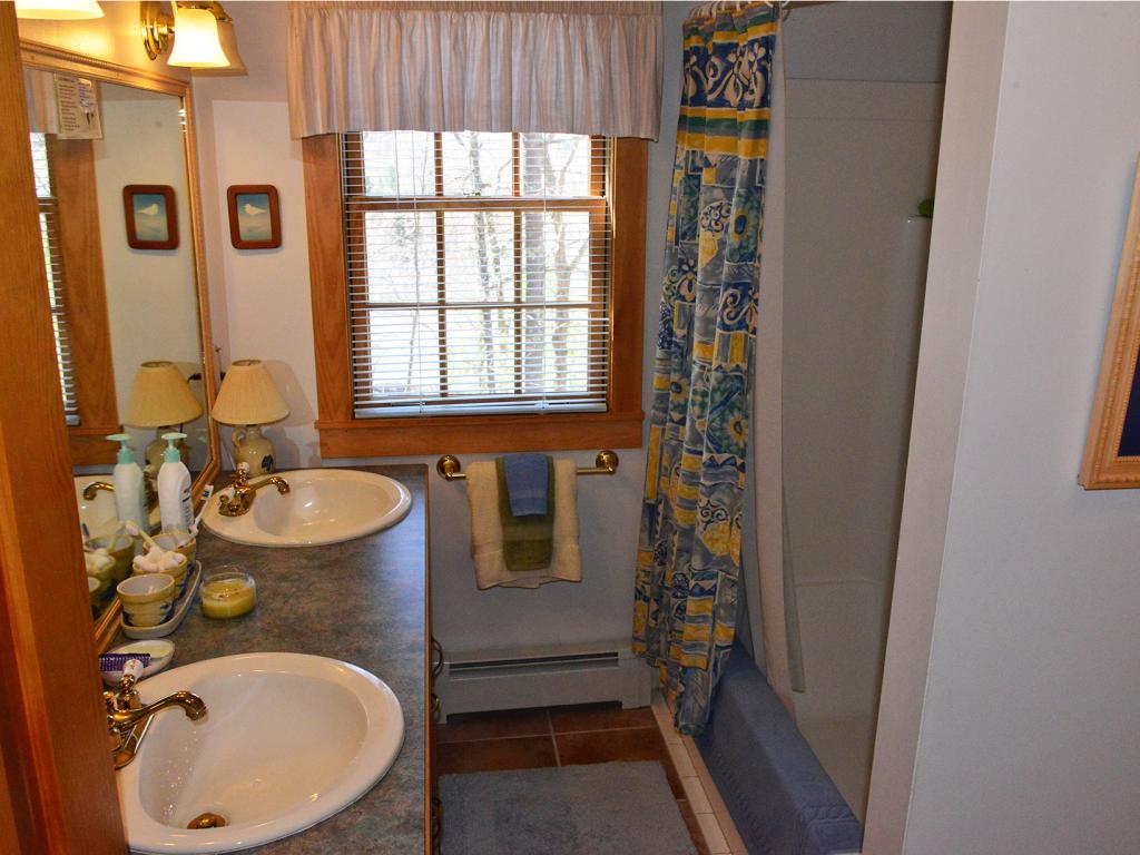 29 Foxglove Road Gilford, NH 03249 - Photo 8 of 30