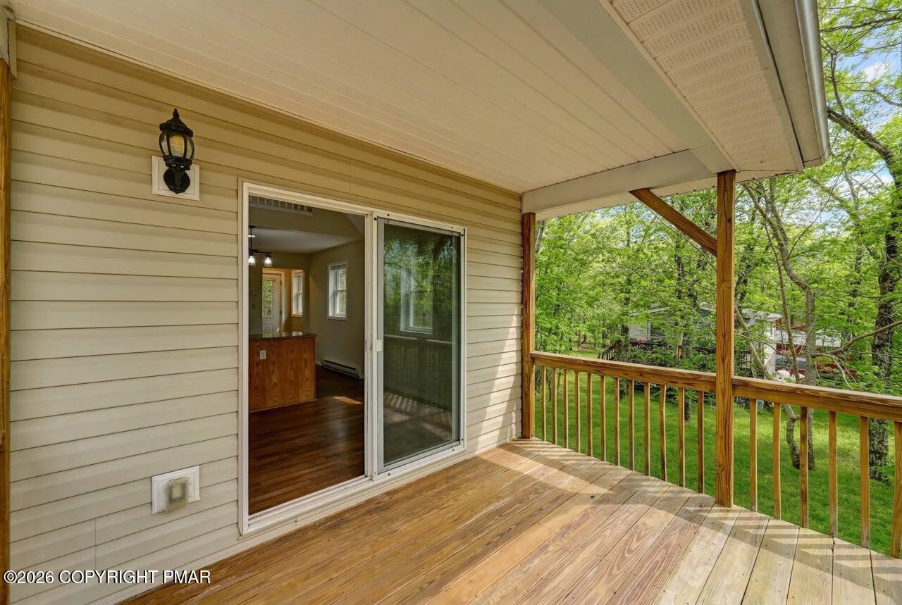 26 Seneca Road Albrightsville, PA 18210 - Photo 49 of 53 Sliders to Dining Area