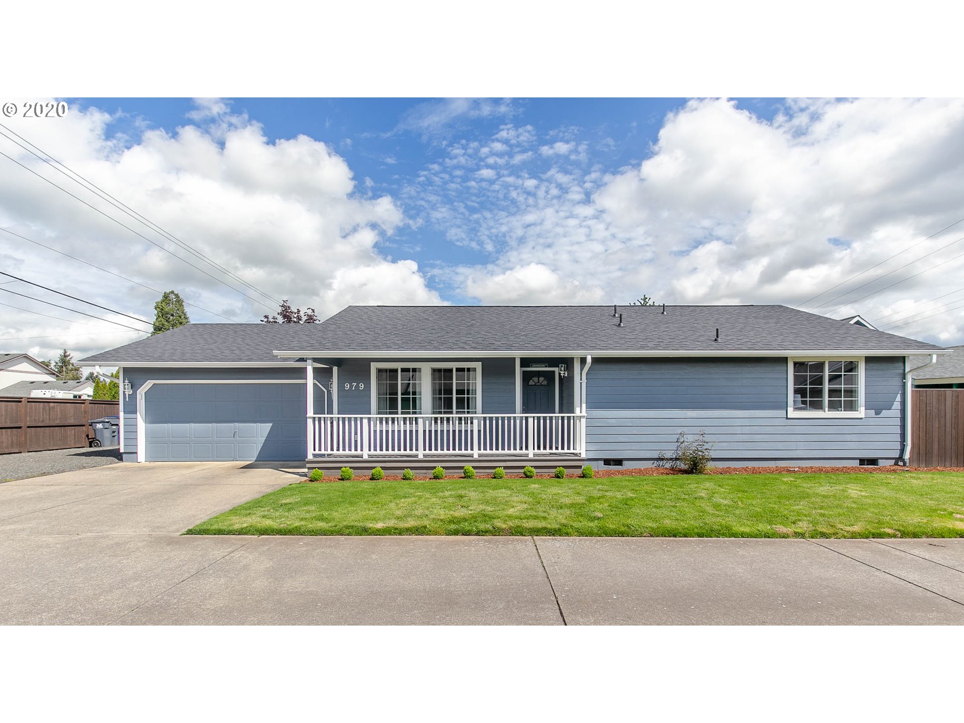 979 Echo Hollow Road Eugene, OR 97402 - Photo 1 of 32 Gallery Image 1