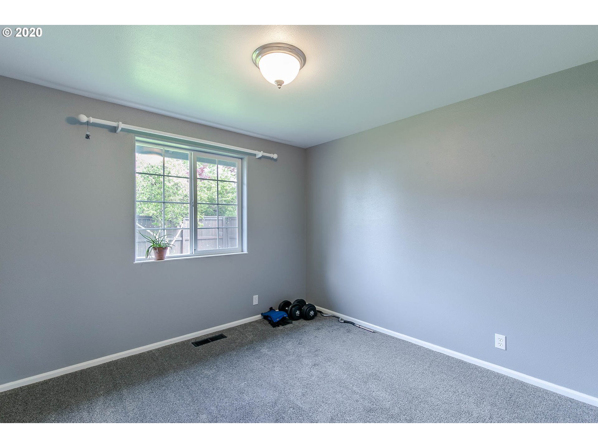 979 Echo Hollow Road Eugene, OR 97402 - Photo 21 of 32 Gallery Image 21