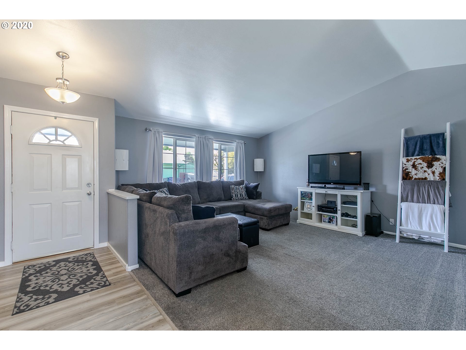 979 Echo Hollow Road Eugene, OR 97402 - Photo 5 of 32 Gallery Image 5